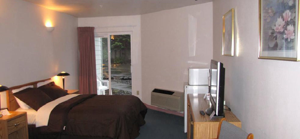 Dew Drop Inn Форкс Номер фото