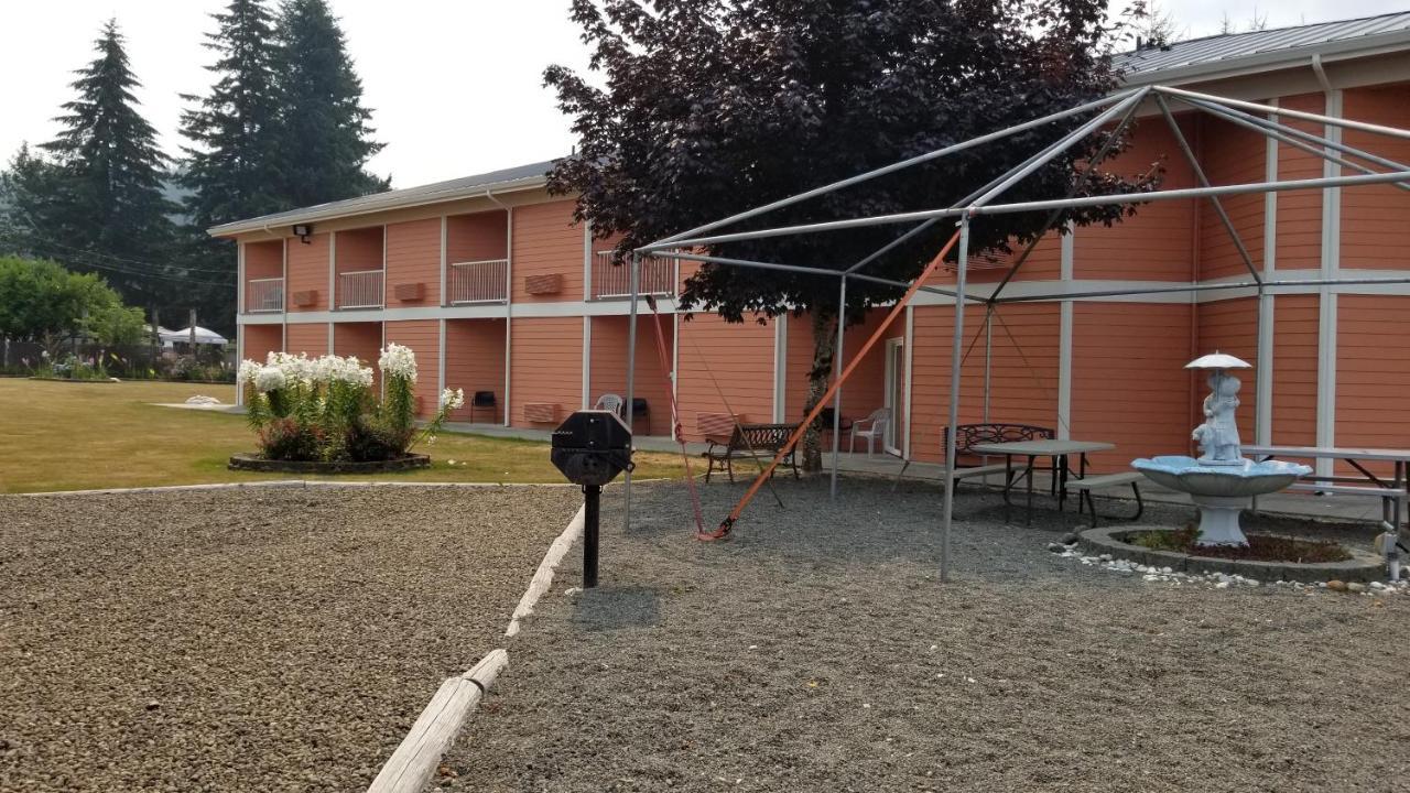 Dew Drop Inn Форкс Екстер'єр фото